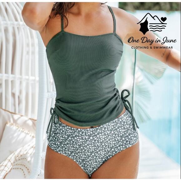 Cupshe Ribbed Ruched Bikini Swimsuit Size S - Picture 1 of 8